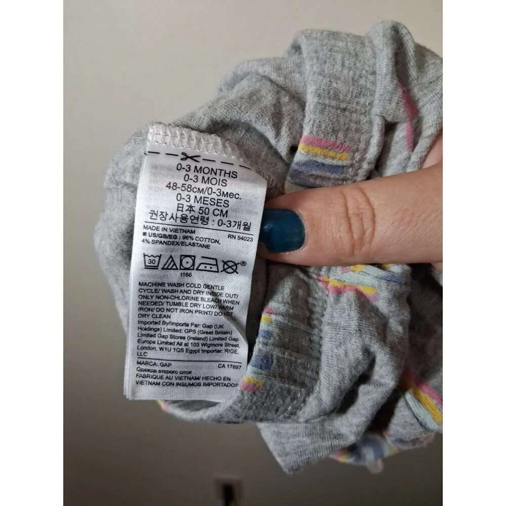 Baby Gap Leggings Rainbow Casual Gray Girls Size 0-3 Months